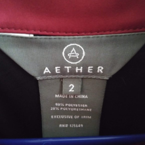 Aerther Apparel Women's Full Zip Lightweight Cycling Jacket - 2 - Picture 3 of 8